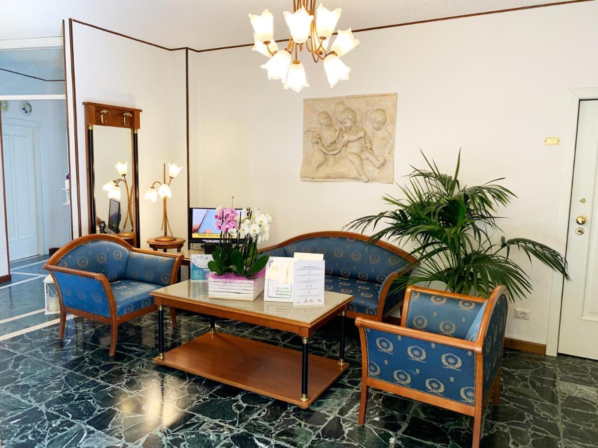 Hotel Villa Margherita Limone sul Garda Exterior photo