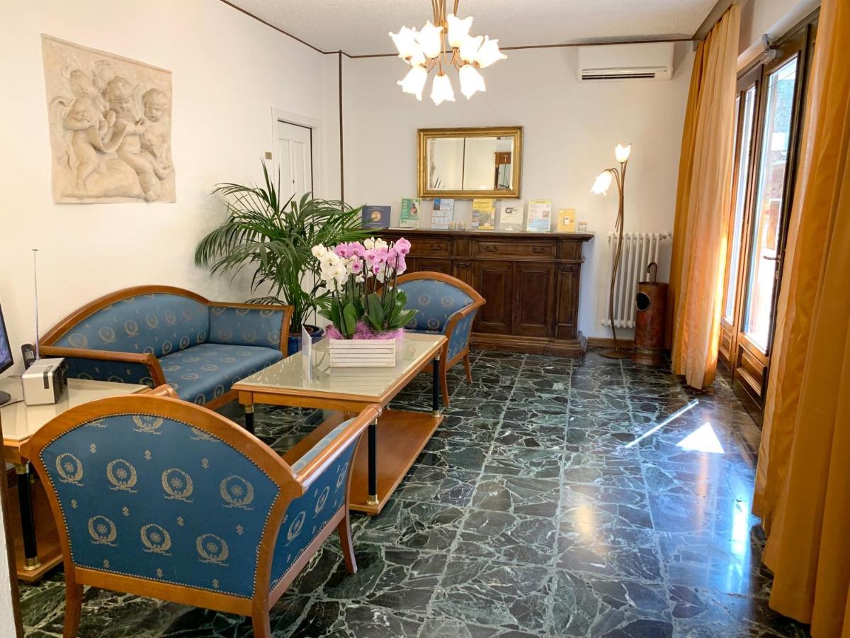 Hotel Villa Margherita Limone sul Garda Exterior photo