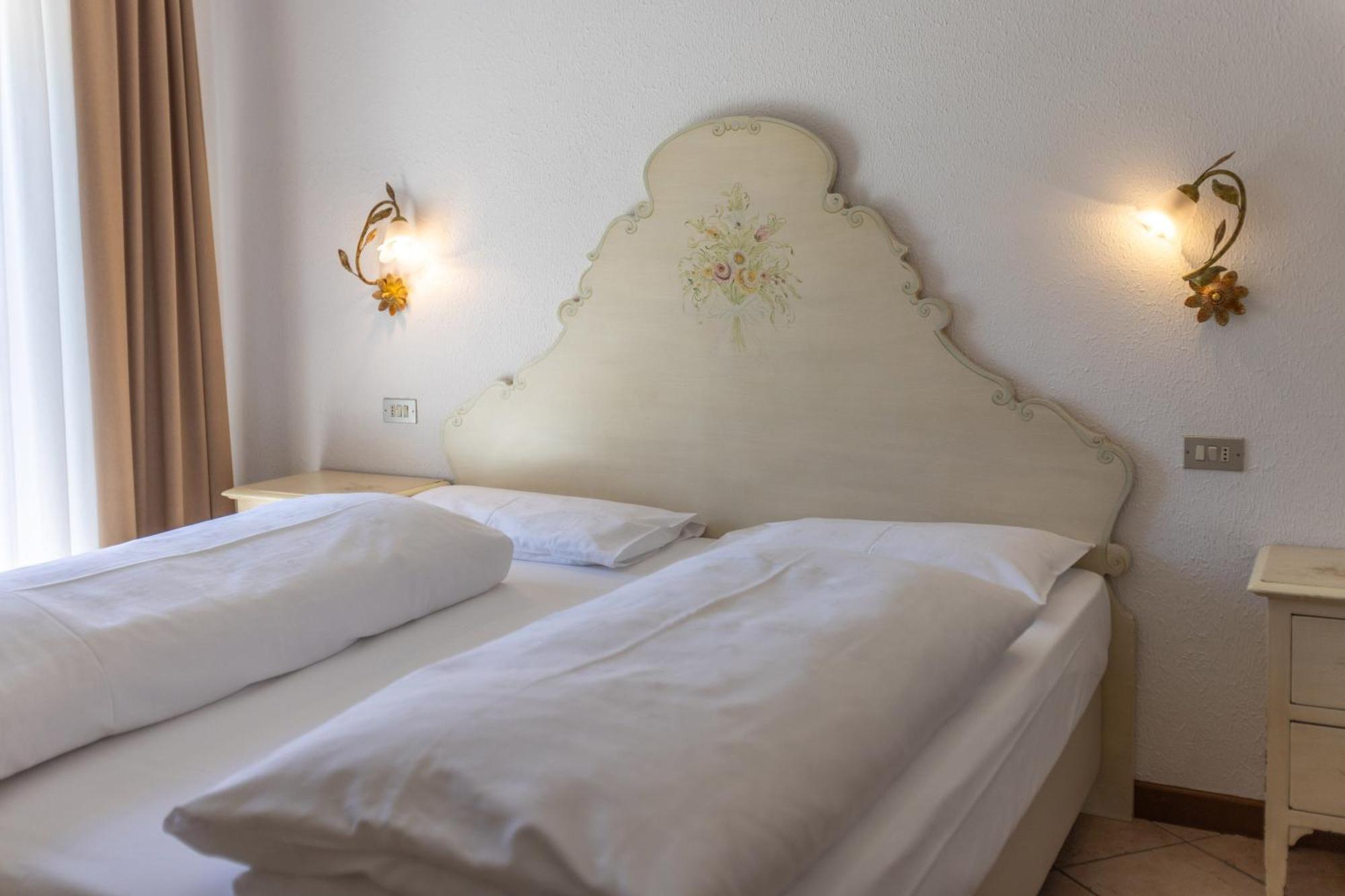 Hotel Villa Margherita Limone sul Garda Exterior photo