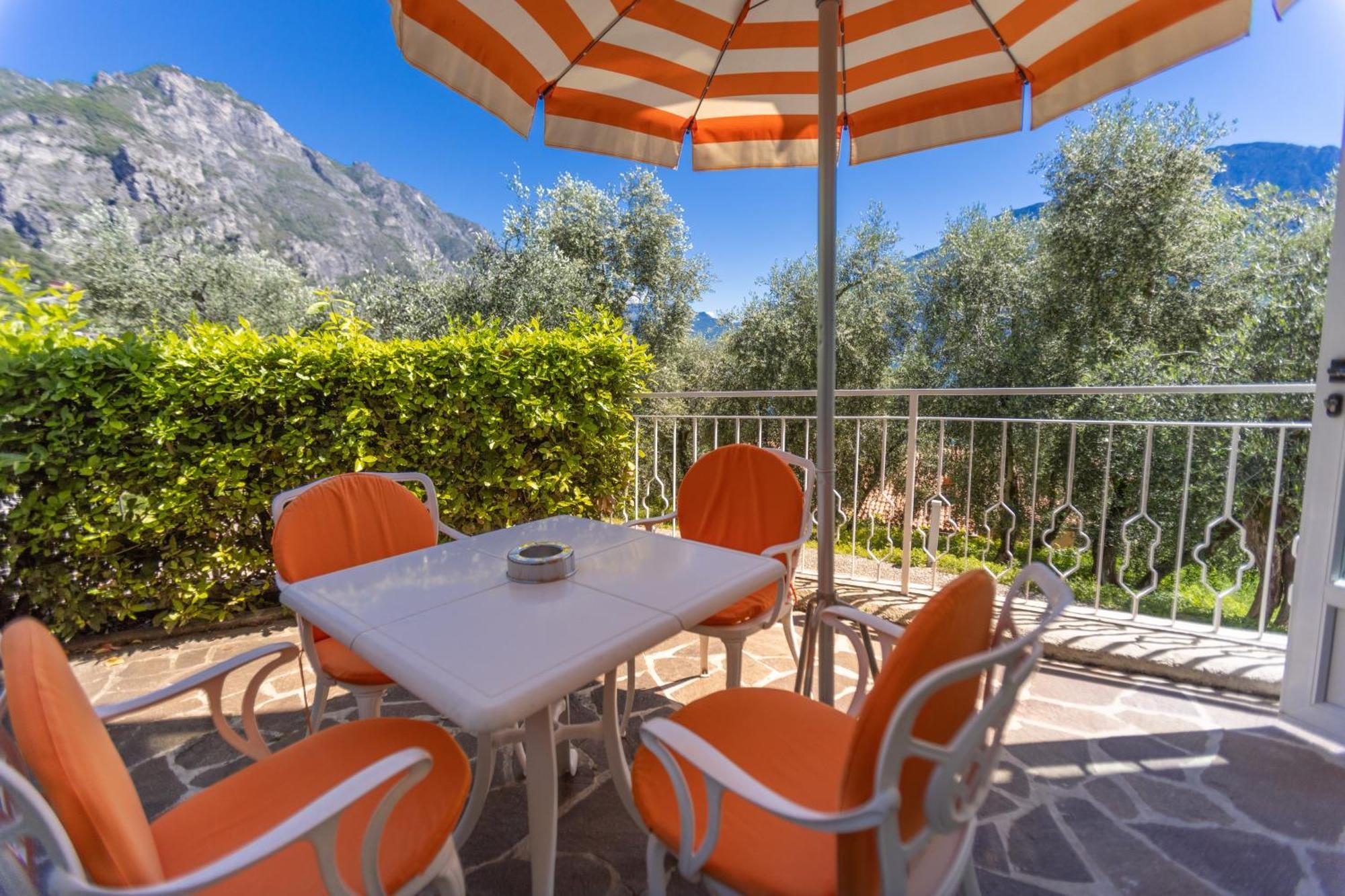 Hotel Villa Margherita Limone sul Garda Exterior photo