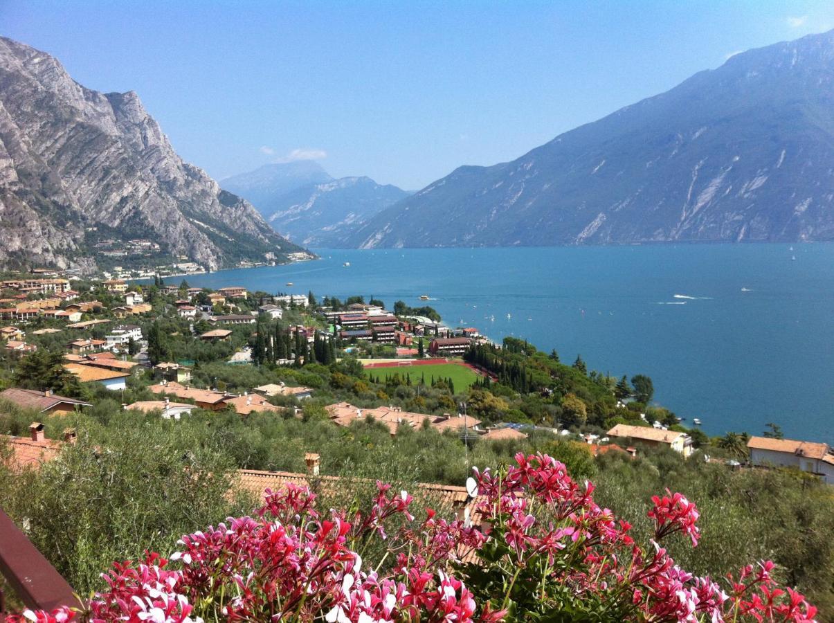 Hotel Villa Margherita Limone sul Garda Room photo